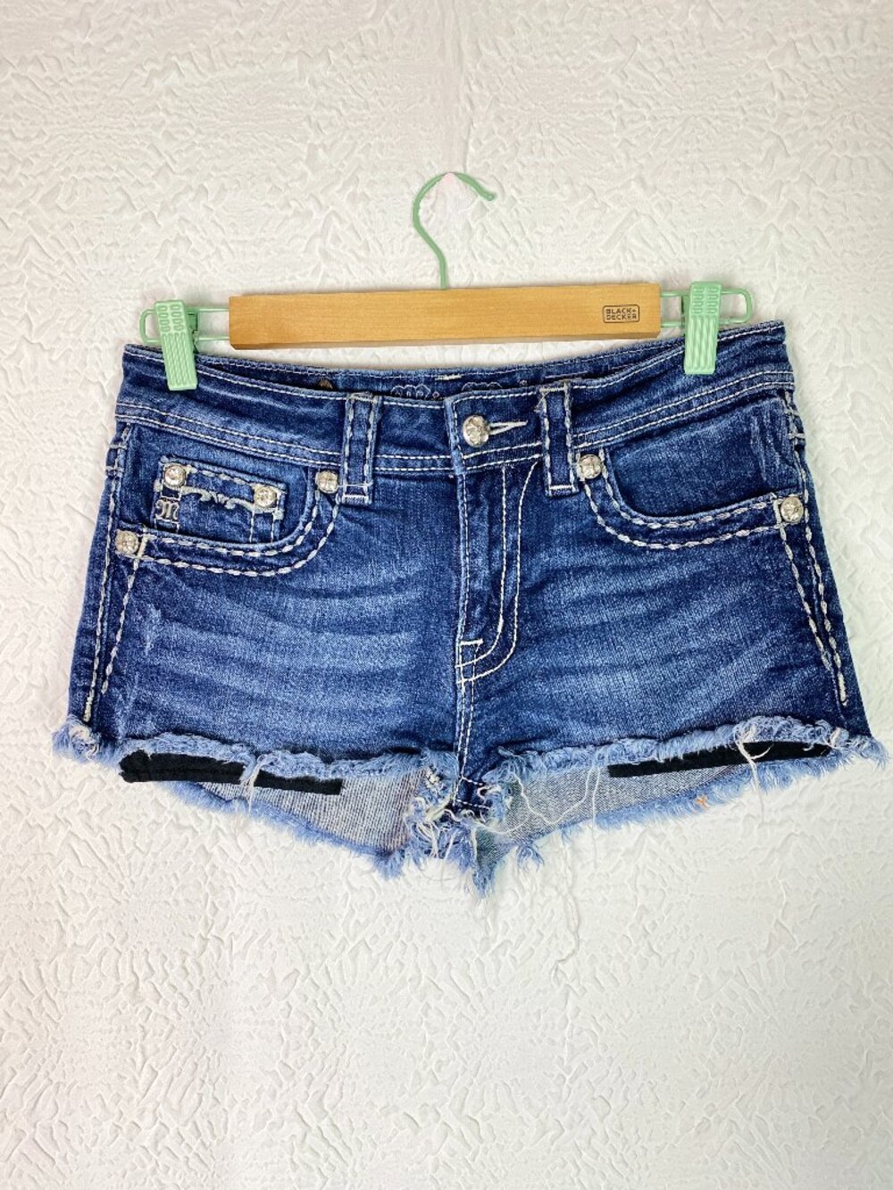 Miss Me Boyfriend Bermuda Cutoff Denim Shorts Size 26 Distressed Studded Y2K